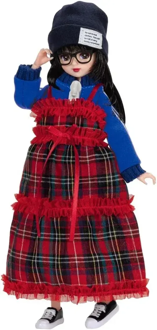 Takara Tomy Licca-chan Dress-Up Doll with Outfits to Put On