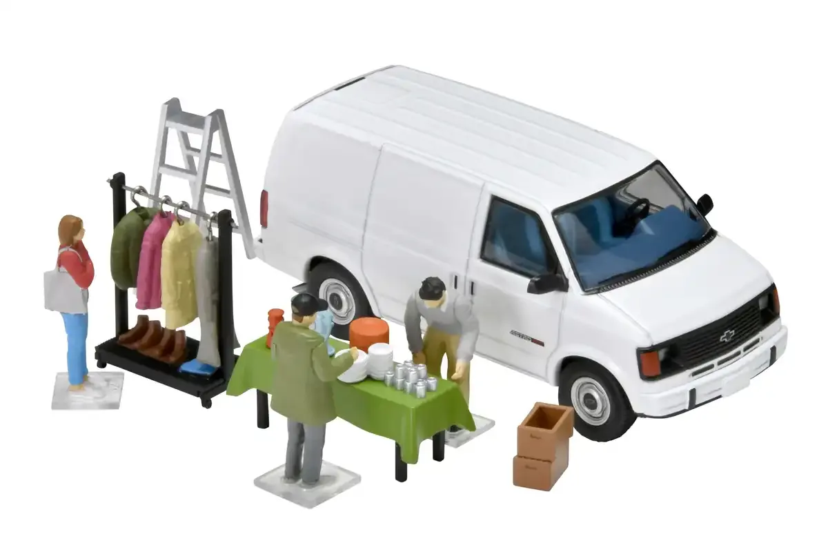 Tomytec Geocolle 1/64 Car Snap 26A Swap Meet Resin Doll Set 333845